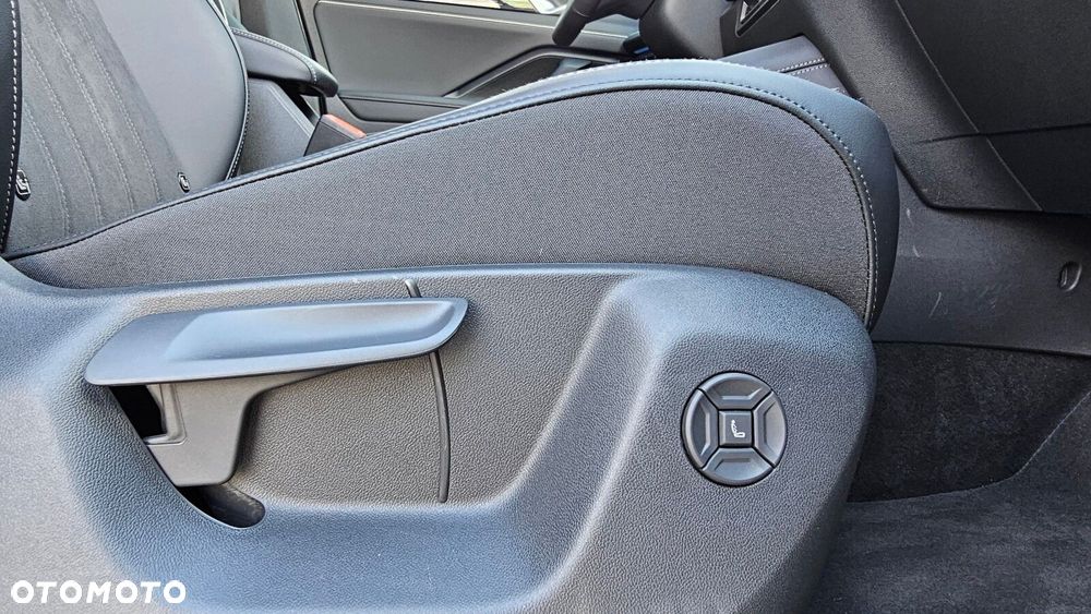 Volkswagen Tiguan - 38