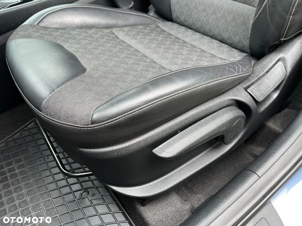 Kia Niro 1.6 GDI Hybrid L - 12