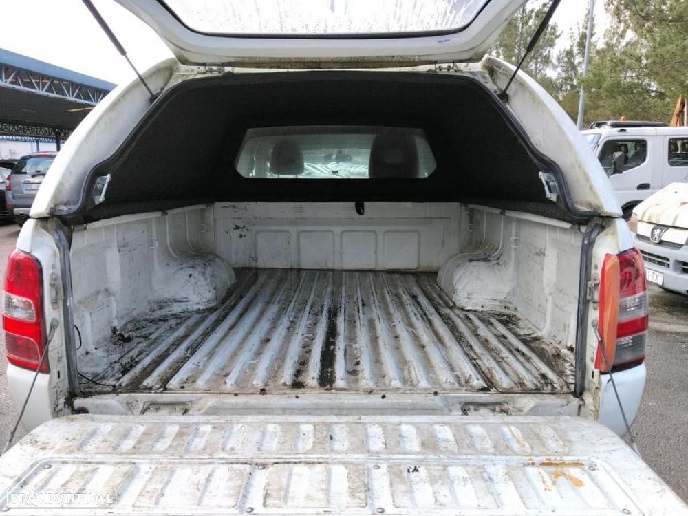 Mitsubishi L200 2.4 DI-D Club Invite 4WD c/iva - 3