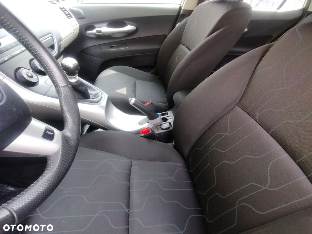 Toyota Auris 1.4 D-4D Terra EU5 - 9