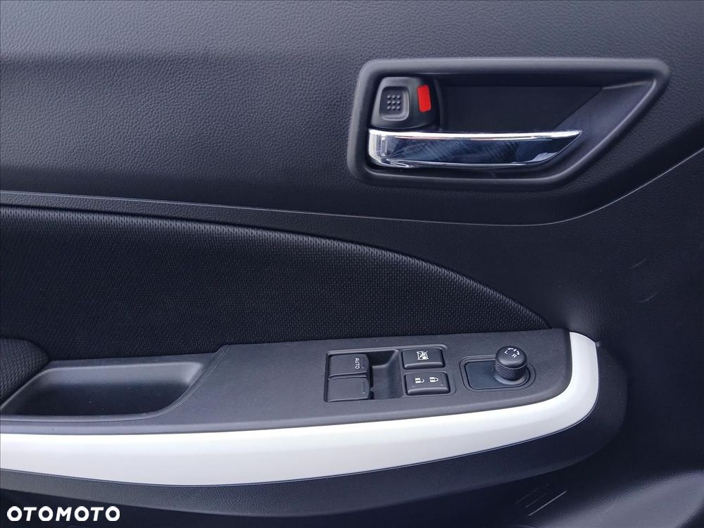 Suzuki Swift 1.2 Dualjet SHVS Premium - 18