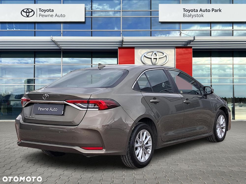 Toyota Corolla - 5