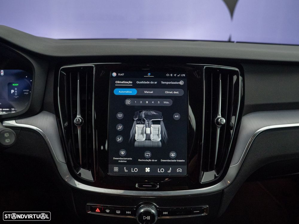 Volvo V60 2.0 T6 AWD TE Core - 31
