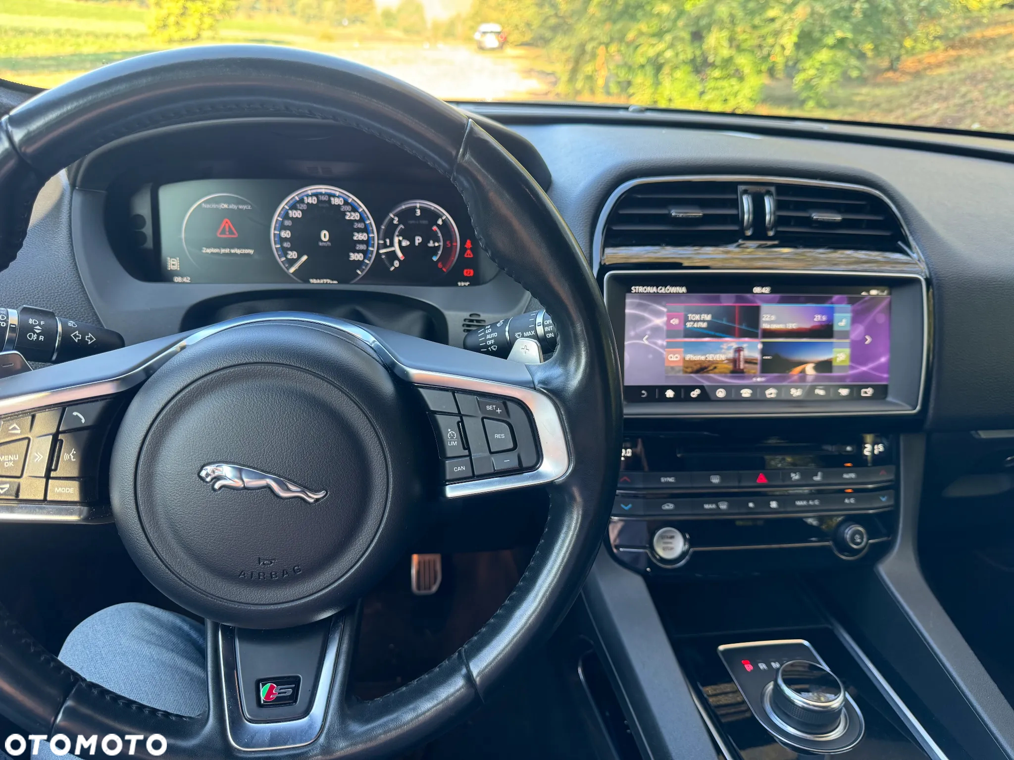 Jaguar F-Pace 3.0 TDV6 AWD Pure - 29