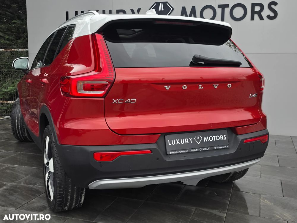 Volvo XC 40 D4 AWD Geartronic Inscription - 38
