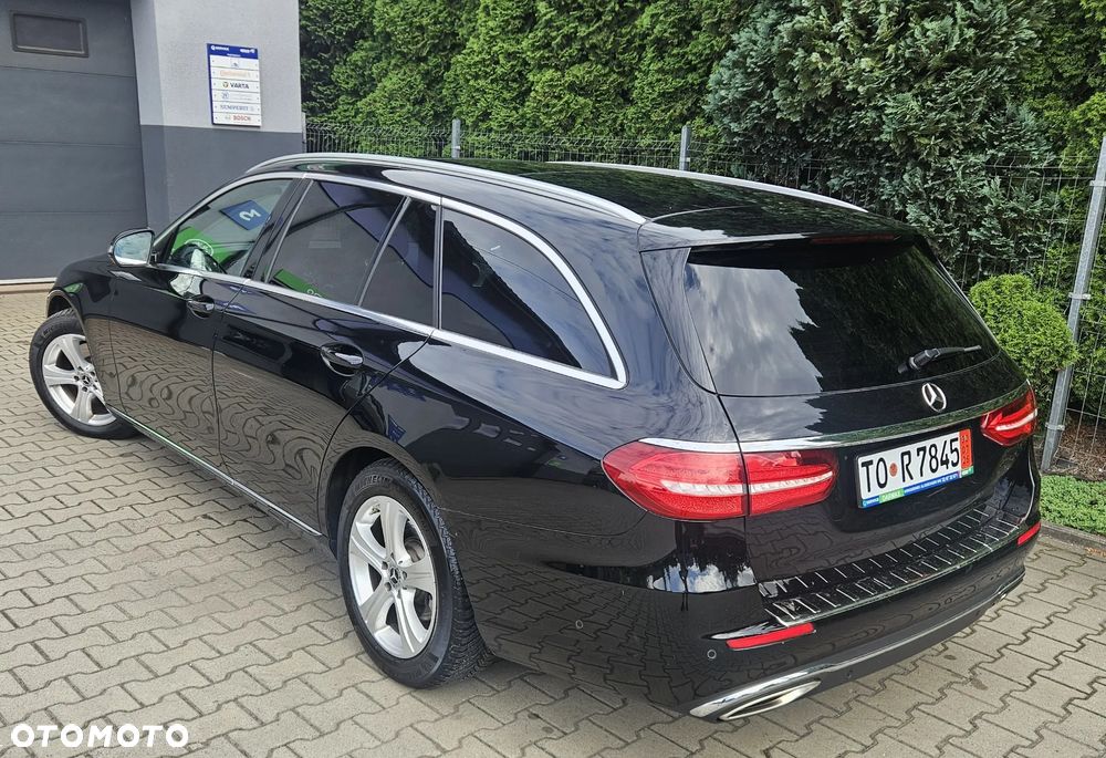 Mercedes-Benz Klasa E 200 4-Matic 9G-TRONIC - 6