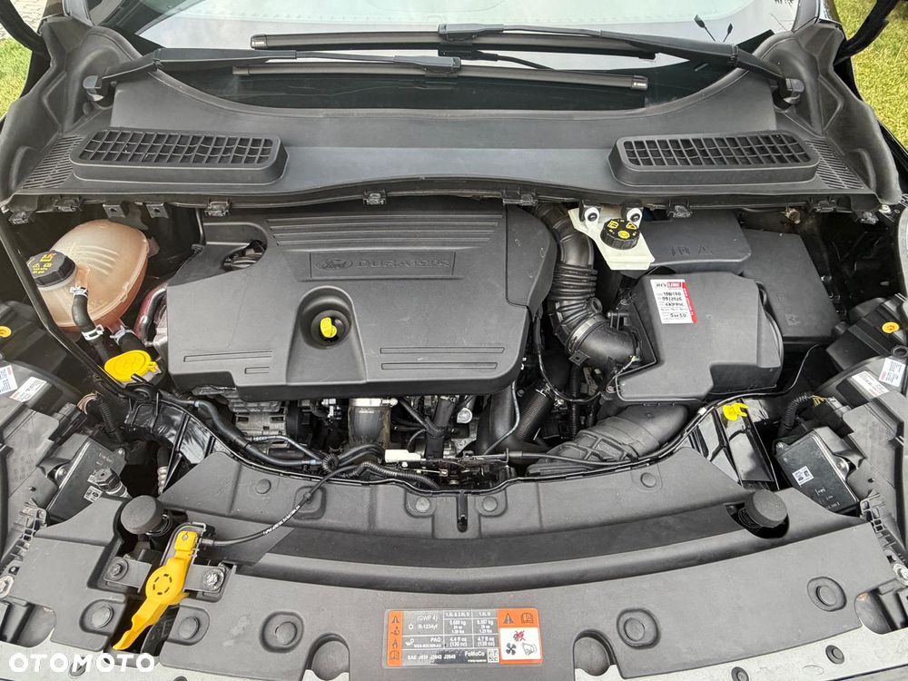 Ford Kuga 2.0 TDCi 4x4 ST-Line - 29