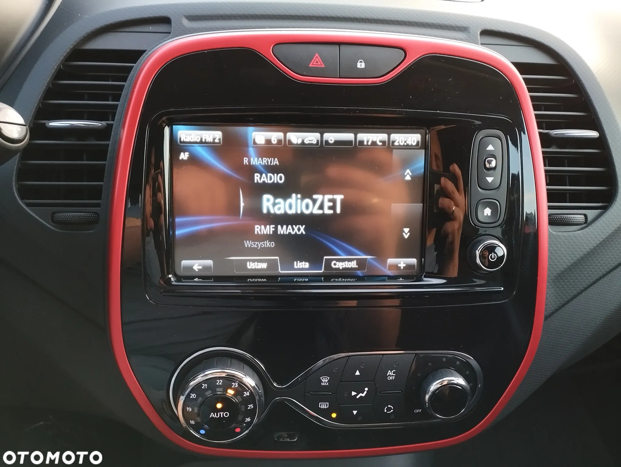 Renault Captur 1.2 TCe Helly Hansen EDC - 20