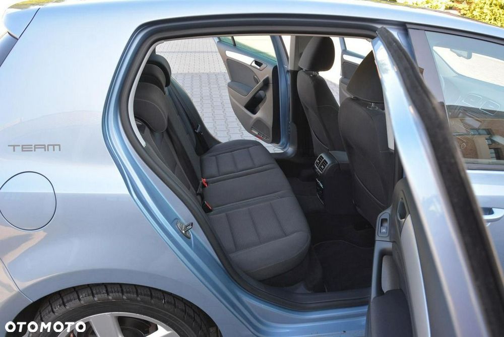 Volkswagen Golf 1.4 TSI DSG Team - 17