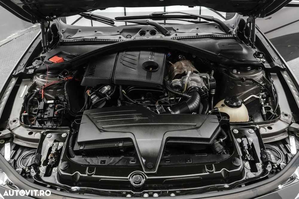 BMW Seria 3 - 24