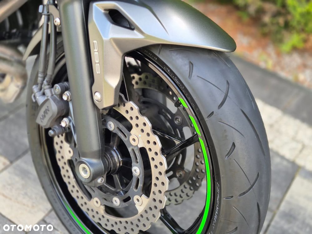 Kawasaki Z 650 - 16
