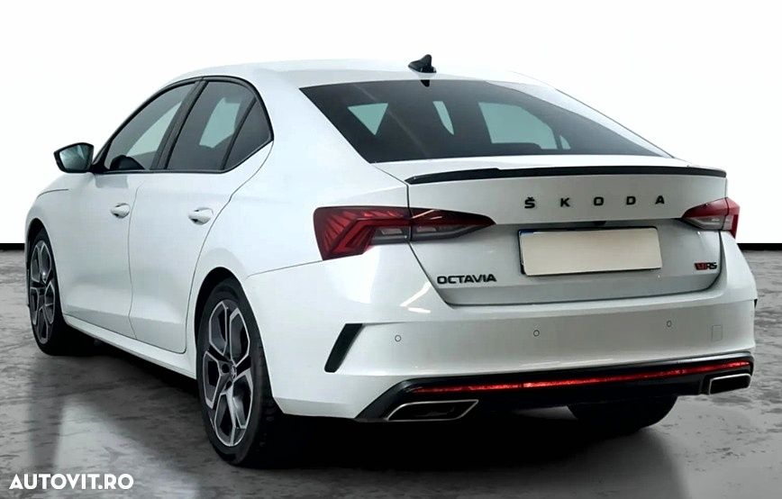 Skoda Octavia 2.0 TDI DSG 4X4 RS Plus - 4