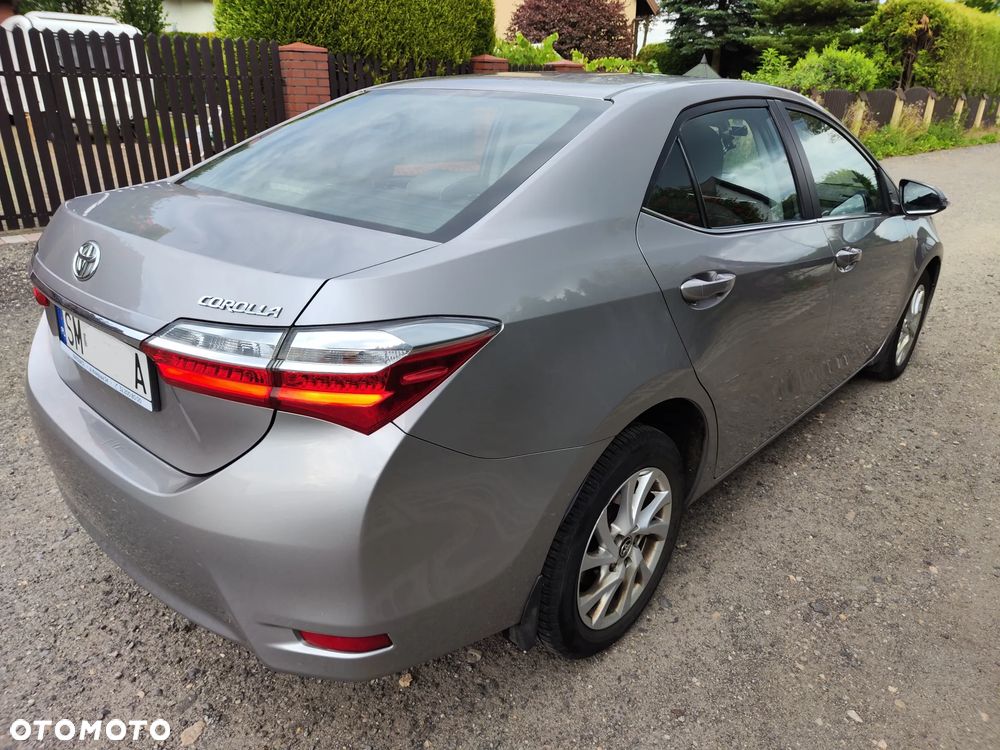 Toyota Corolla 1.6 Comfort - 3
