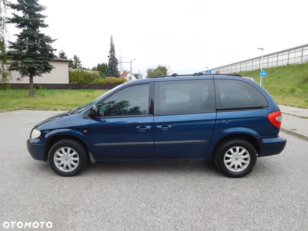 Chrysler Voyager 3.3 LX - 16
