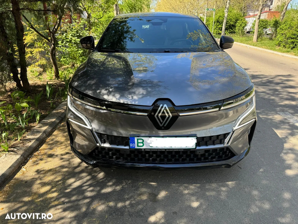 Renault Megane Megan E-TECH EV60 super charge techno