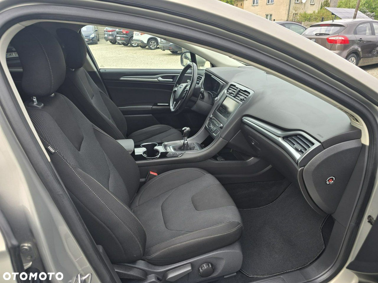 Ford Mondeo - 13