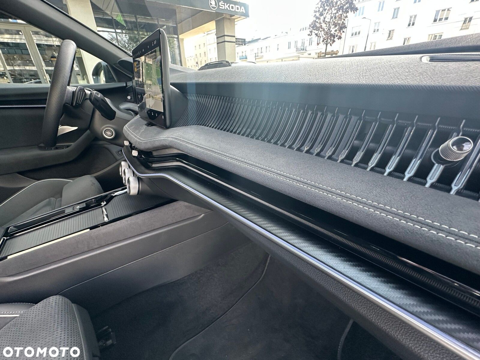 Skoda Superb 2.0 TSI Sportline DSG - 20