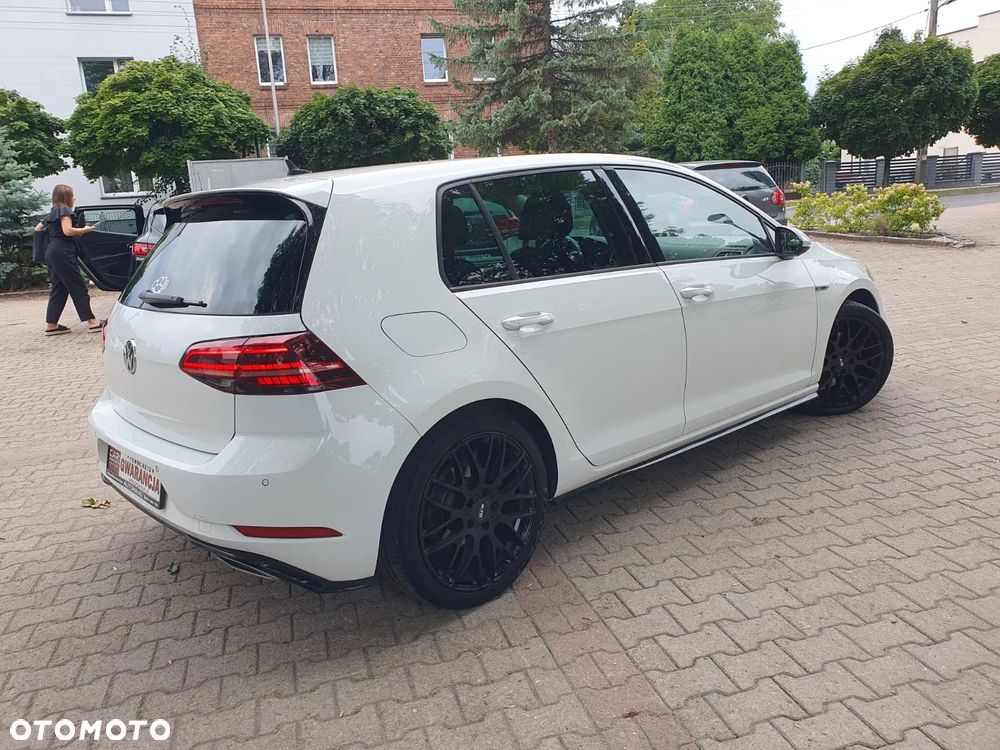 Volkswagen Golf 1.5 TSI OPF R-Line - 18