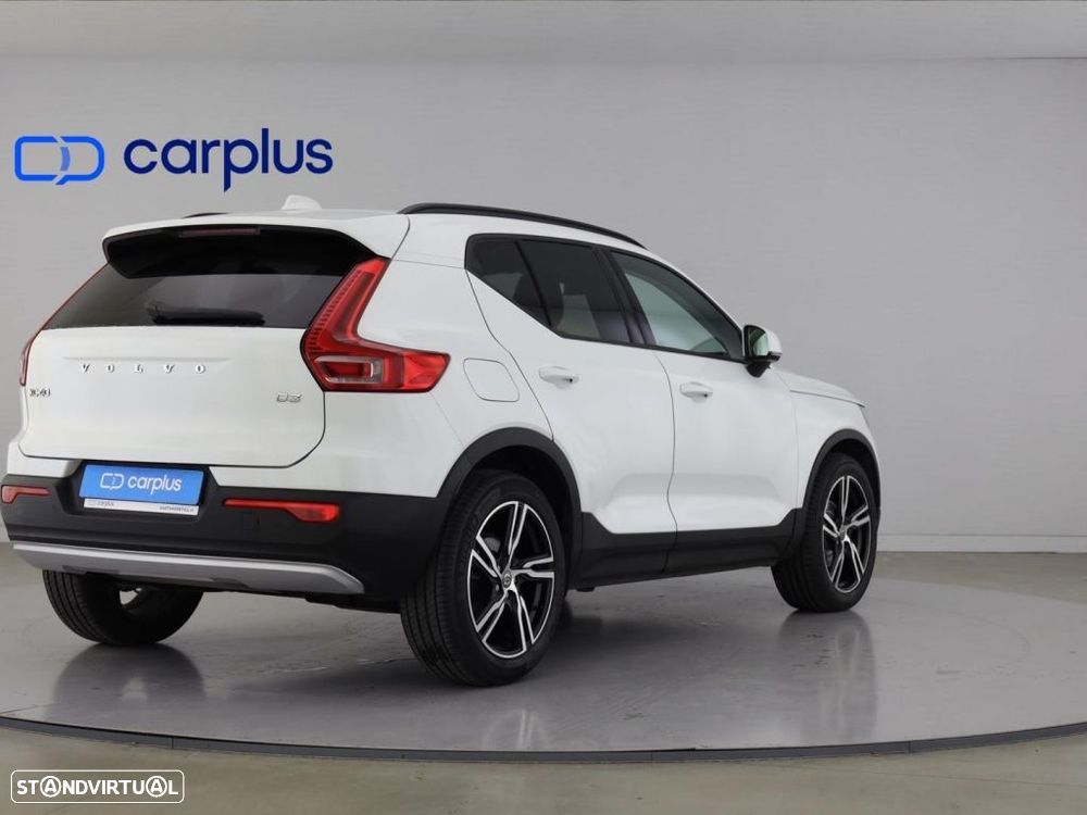 Volvo XC 40 2.0 D3 Momentum Plus Geartronic - 7