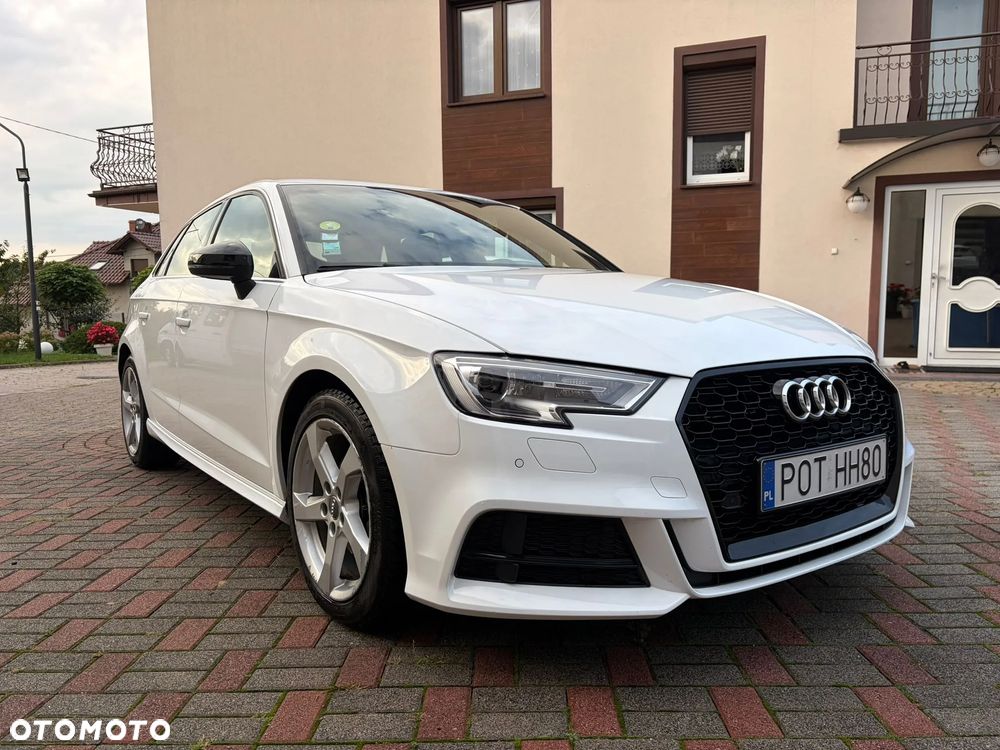 Audi A3 Sportback - 1