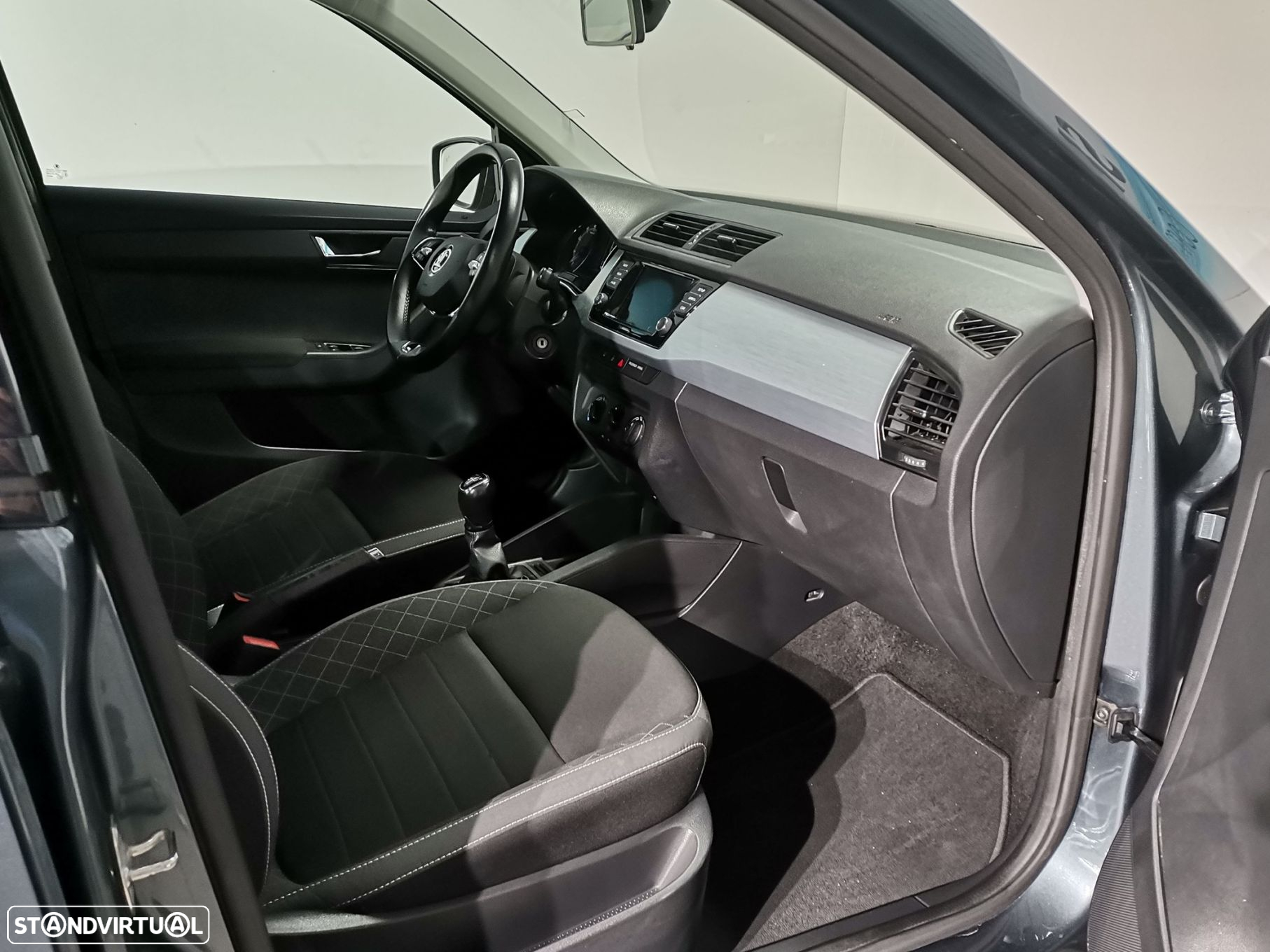 Skoda Fabia 1.0 TSI Ambition - 10