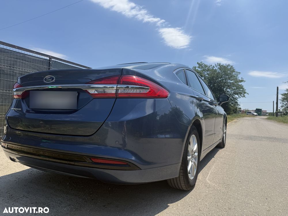 Ford Mondeo 2.0 HEV Titanium - 5