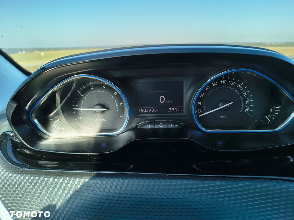 Peugeot 2008 PureTech 82 Allure - 11