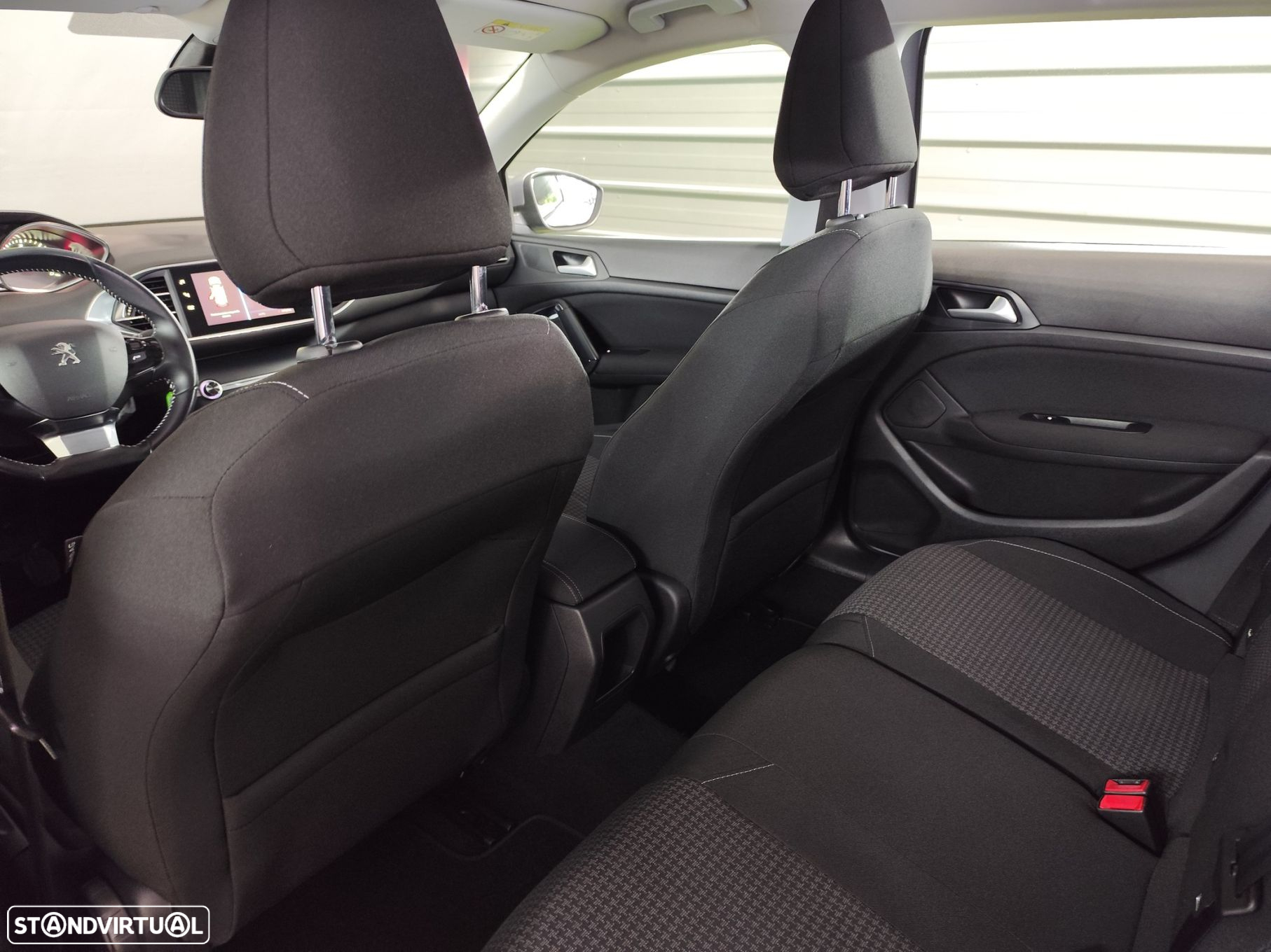 Peugeot 308 SW 1.5 BlueHDi Business Line - 29