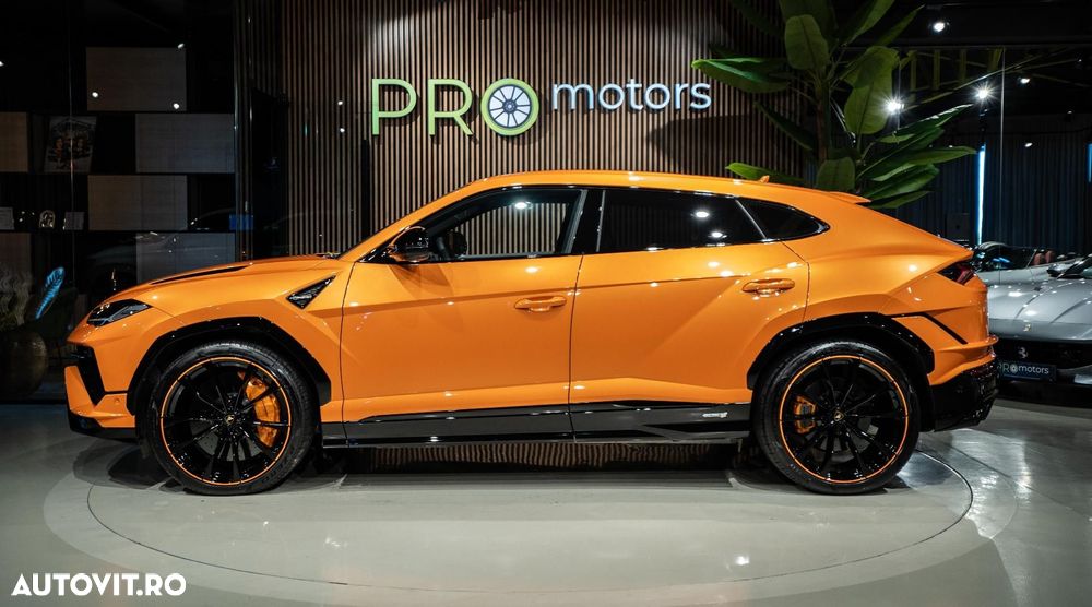 Lamborghini URUS - 7