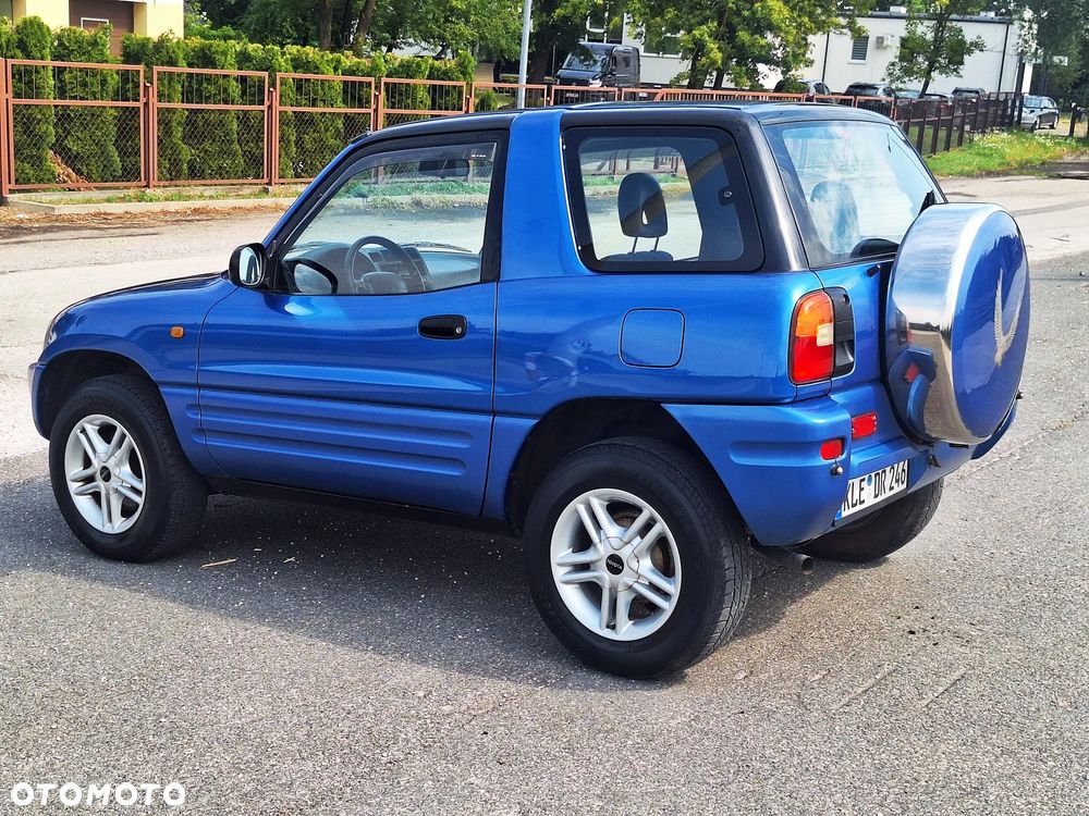 Toyota RAV4 2.0 Fun - 21