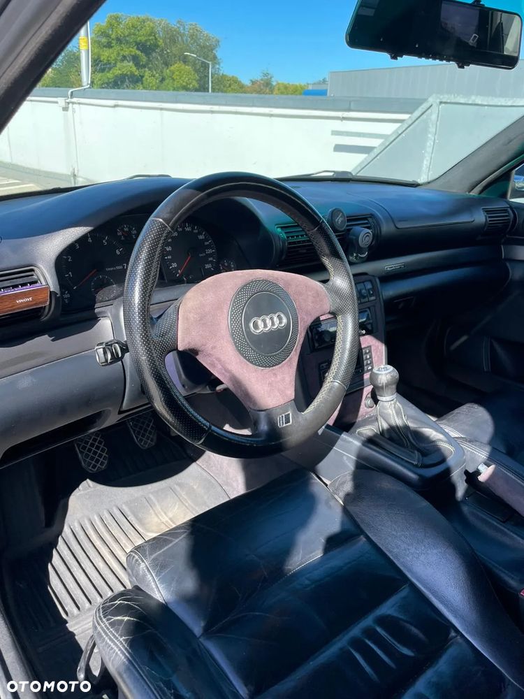 Audi A4 - 5