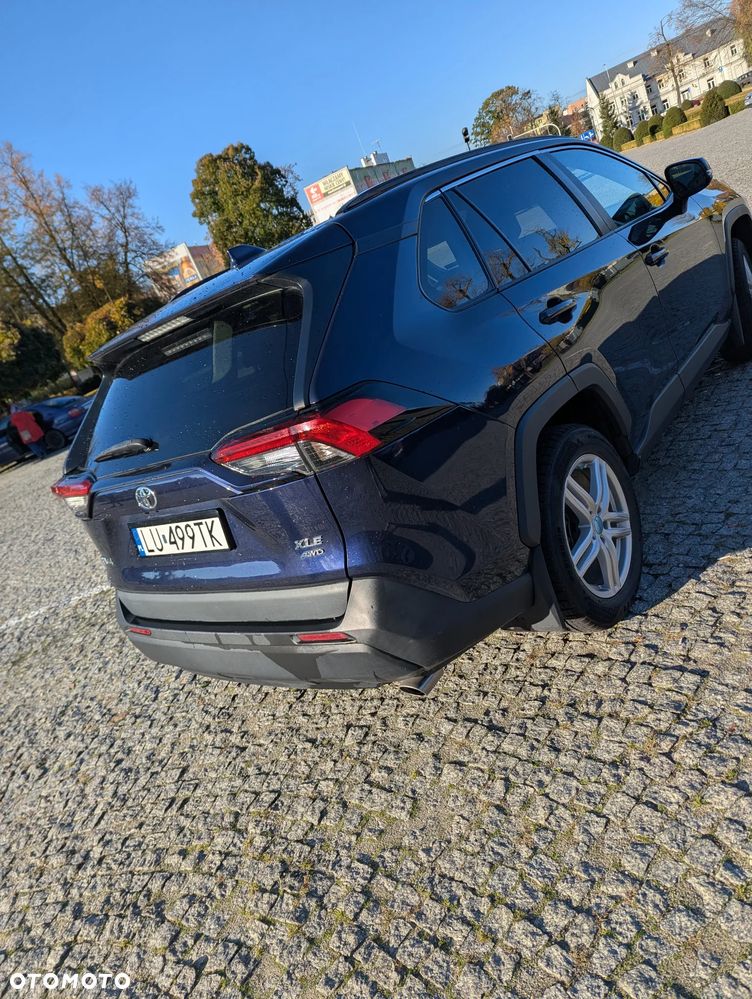 Toyota RAV4 - 16