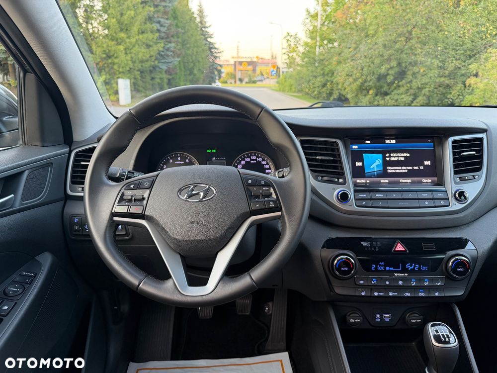 Hyundai Tucson 1.6 GDI BlueDrive Design 2WD - 22