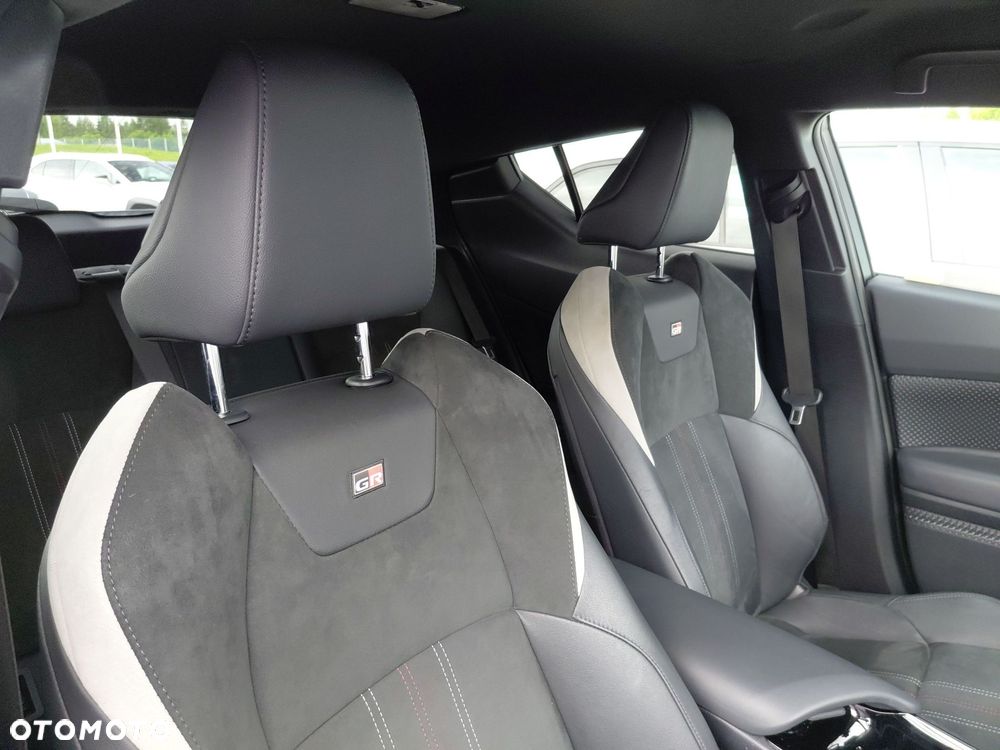 Toyota C-HR 2.0 Hybrid GR Sport - 28
