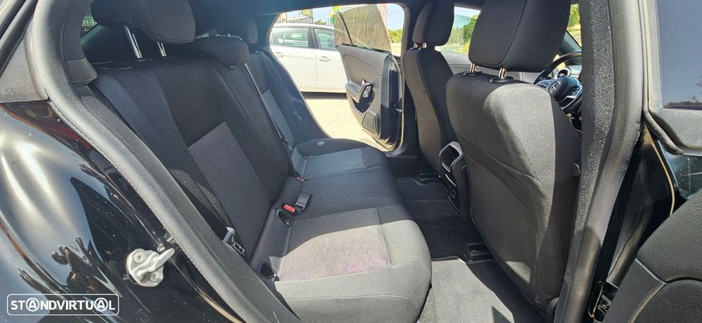 Mercedes-Benz CLA 180 d Shooting Brake Style Plus Aut. - 23