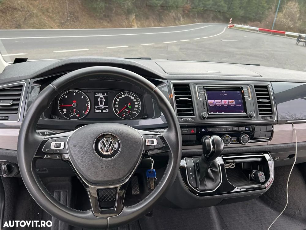 Volkswagen Multivan - 5