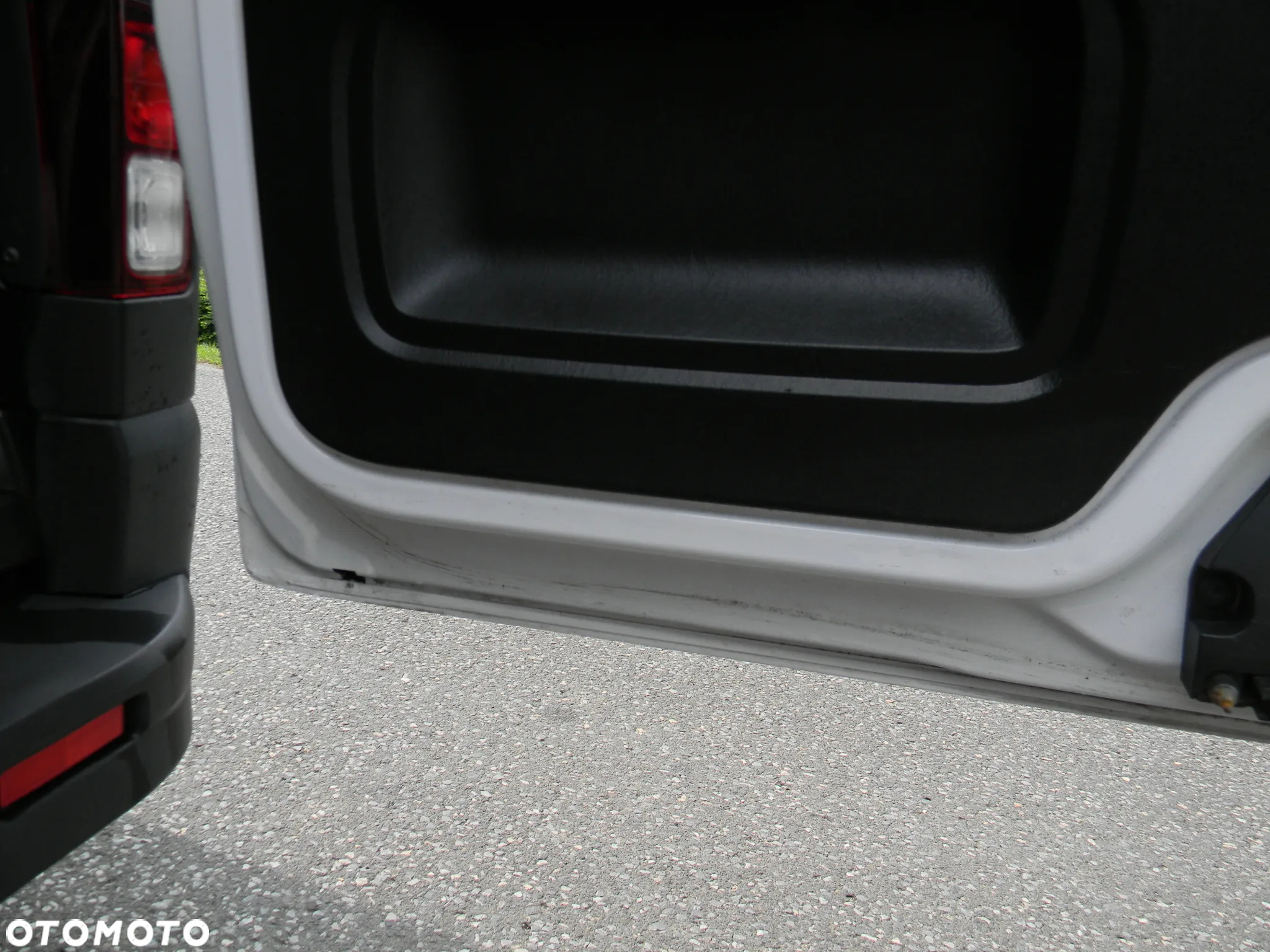 Opel Vivaro - 12