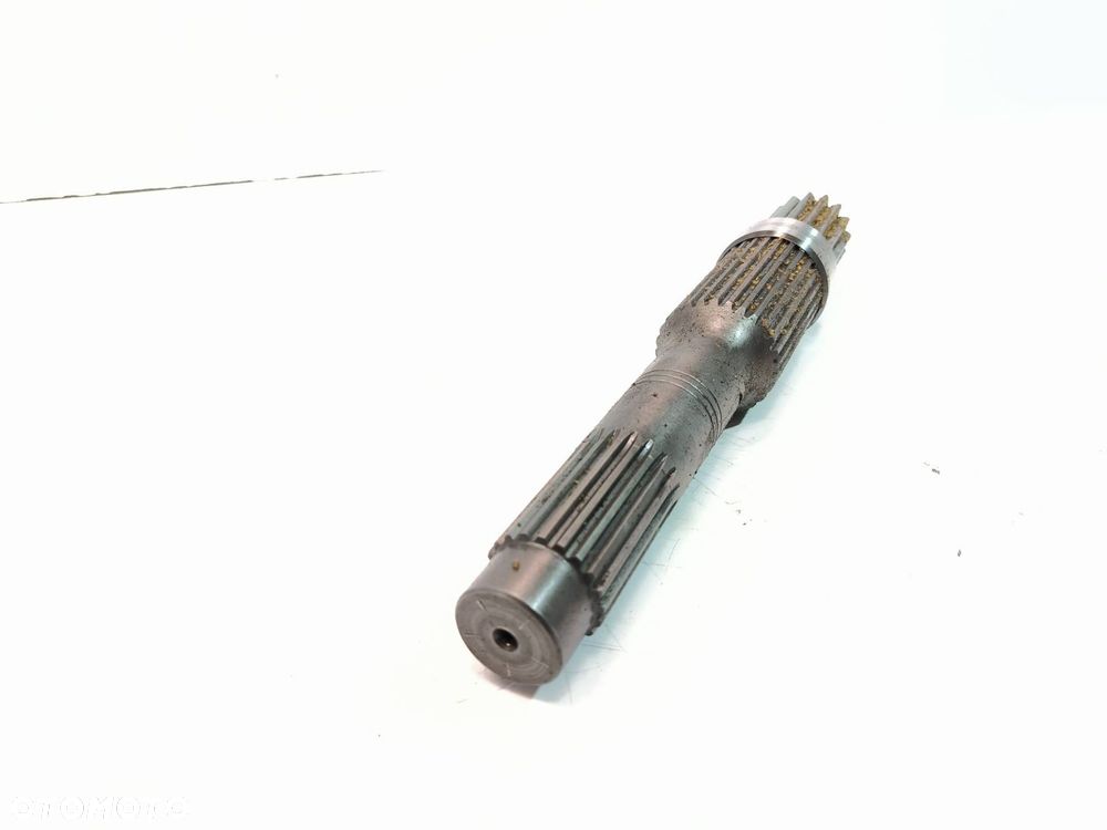 WAŁEK TRAKTOR DEUTZ- FAHR AGROTRON K610 PÓŁOŚ - 3