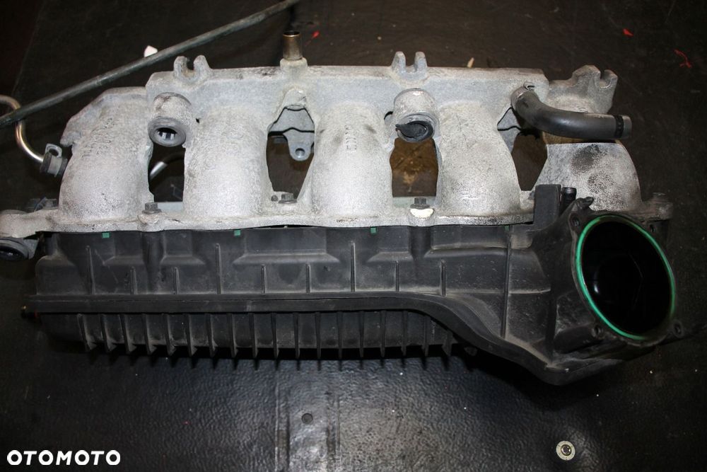 VOLVO V60 S60 V50 S40 C30 C70 2.5T5 KOLEKTOR SSĄCY - 2