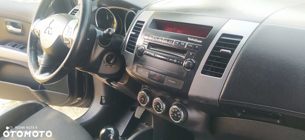 Mitsubishi Outlander 2.0 DI-D 4WD Inform - 21