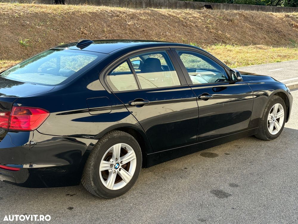 BMW Seria 3 318d - 3