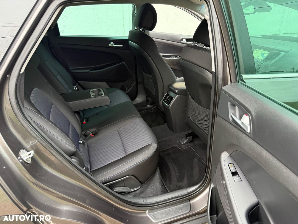 Hyundai Tucson blue 1.7 CRDi 2WD DCT Style - 8