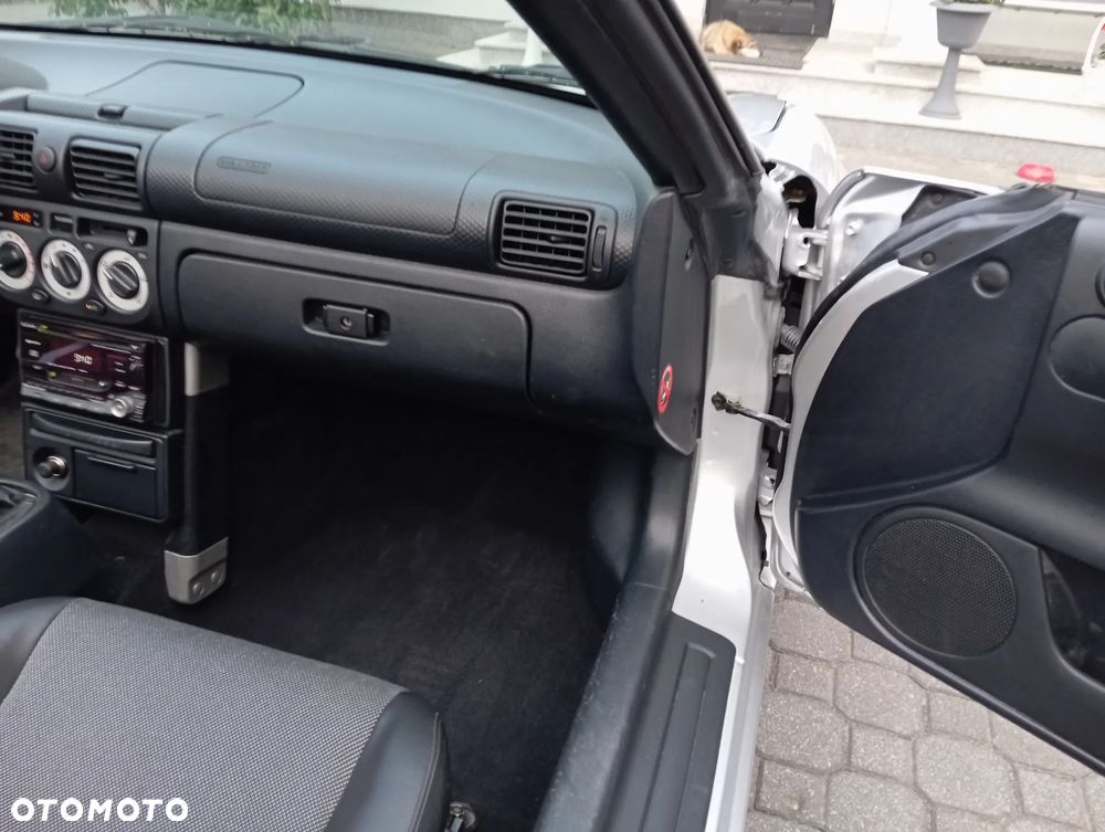Toyota MR2 1.8 VVT-i - 11