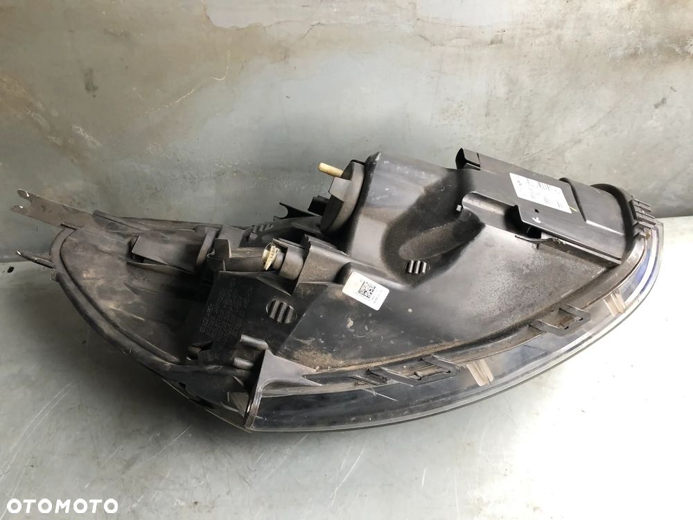 LA-6 . Lampa Reflektor Lewy Przód 260609493R Renault Clio IV 2016 R (2016-2019) - Gwarancja Wysyłka - 9