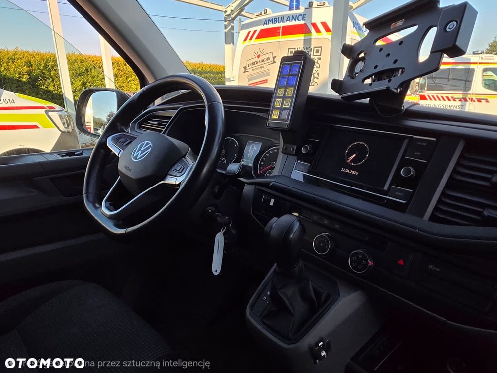 Volkswagen TRANSPORTER T6.1 Ambulans Karetka - 12
