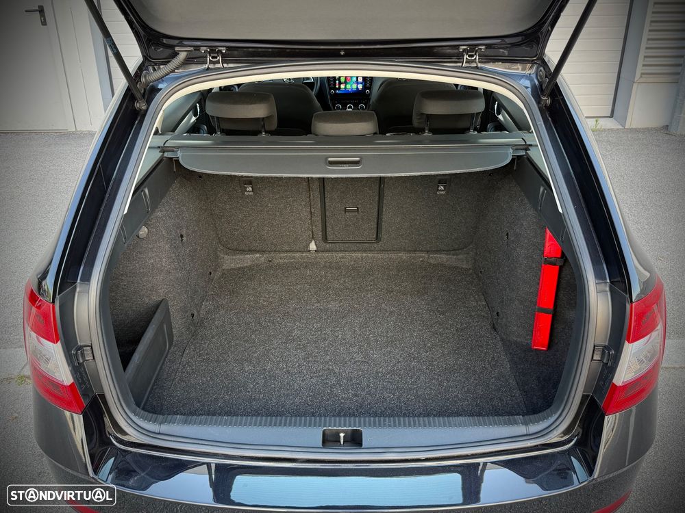 Skoda Octavia Break 1.6 TDi Ambition - 28