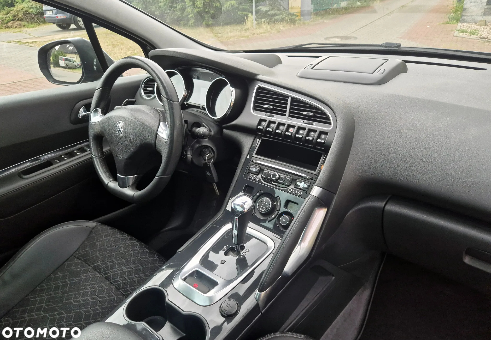 Peugeot 3008 HDi FAP 115 EGS6 Stop&Start Business-Line - 10