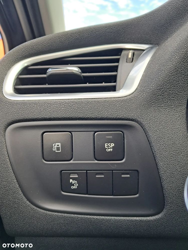 Citroën C4 1.6 HDi Attraction - 19