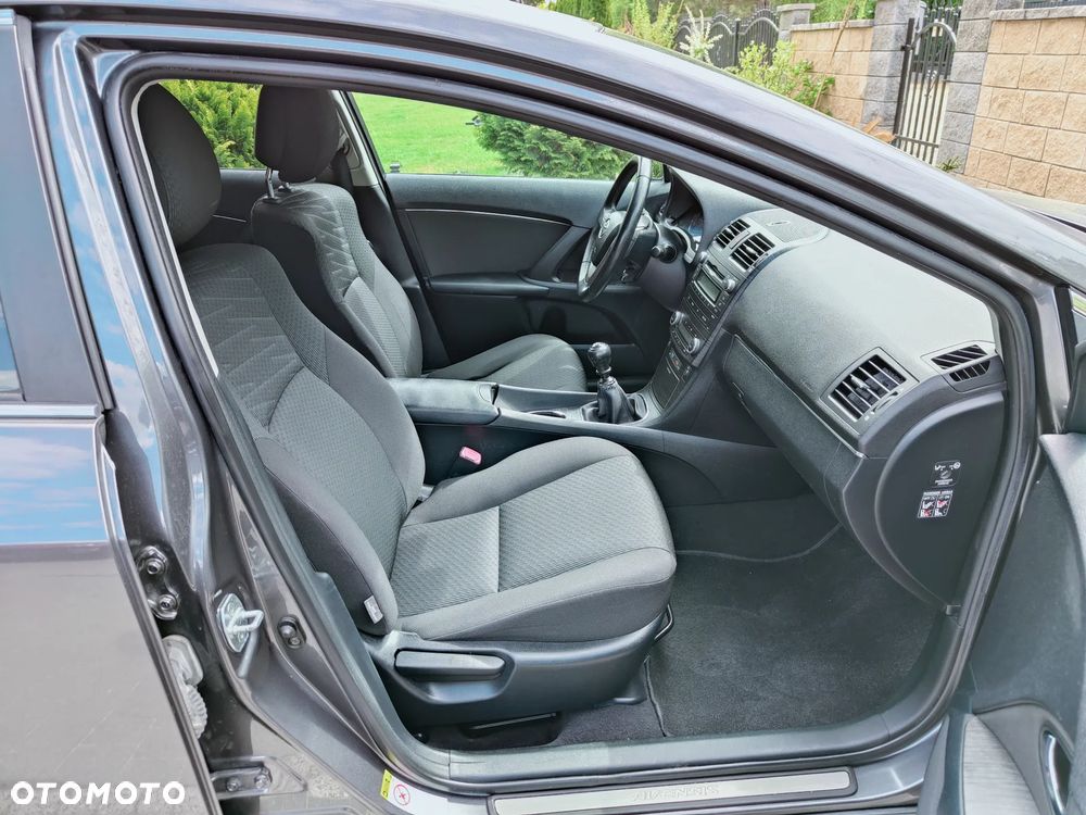 Toyota Avensis 2.0 Sol EU5 - 20