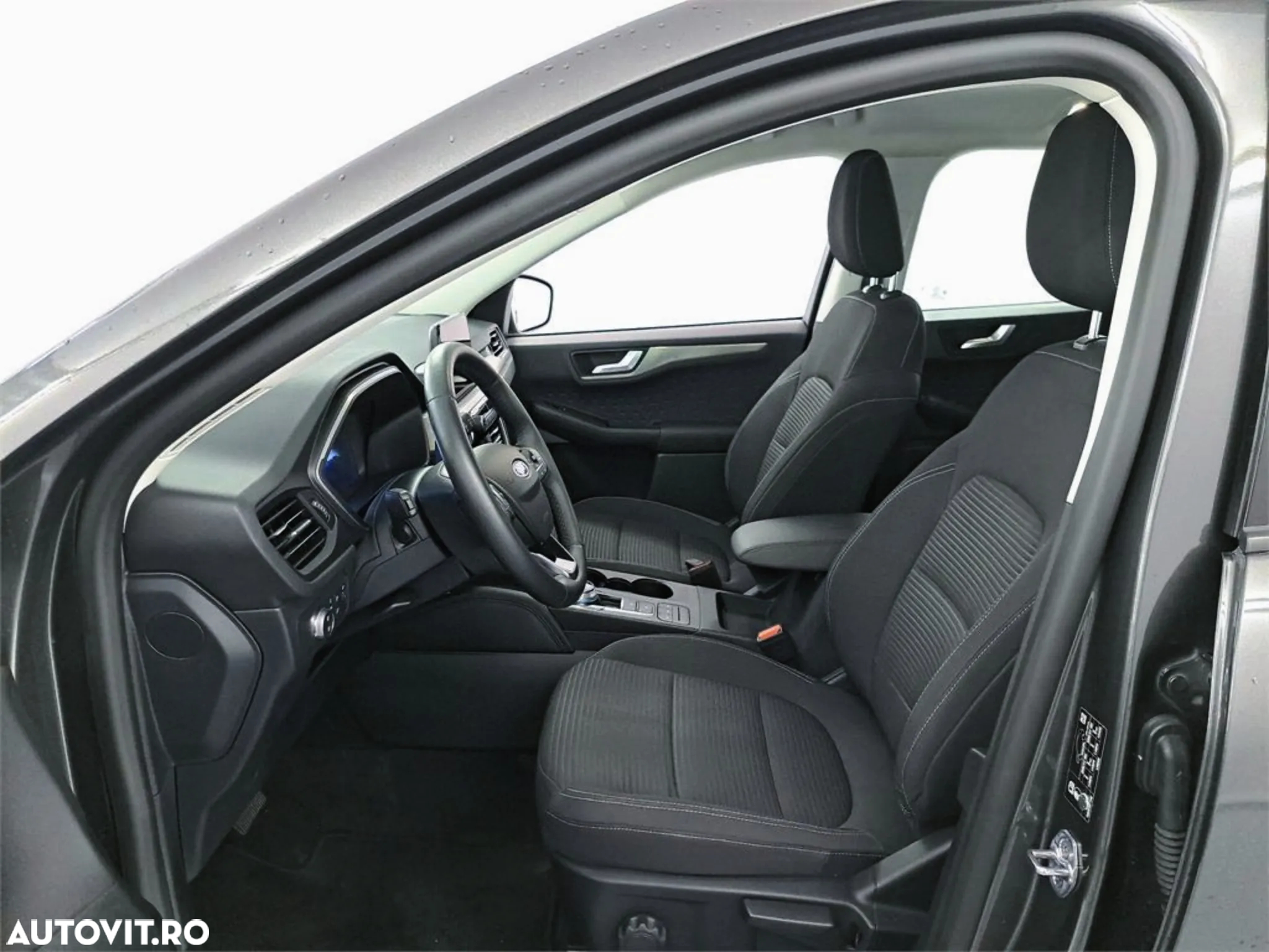 Ford Kuga 1.5 EcoBlue Aut. TITANIUM - 6